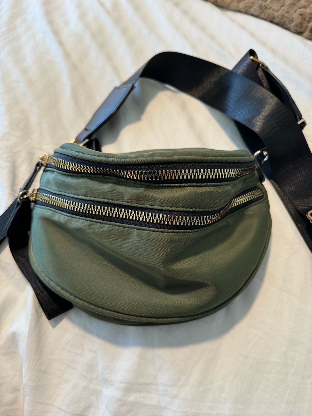 Super Cute Belt Bag - Green, Black, + Gold